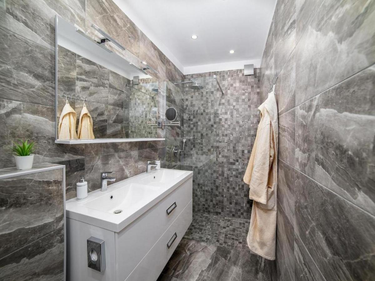 Apartment Vega Lux Jadranovo