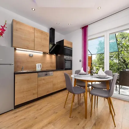 Vega Lux Apartment Jadranovo Habitación foto